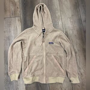 Patagonia; zip up